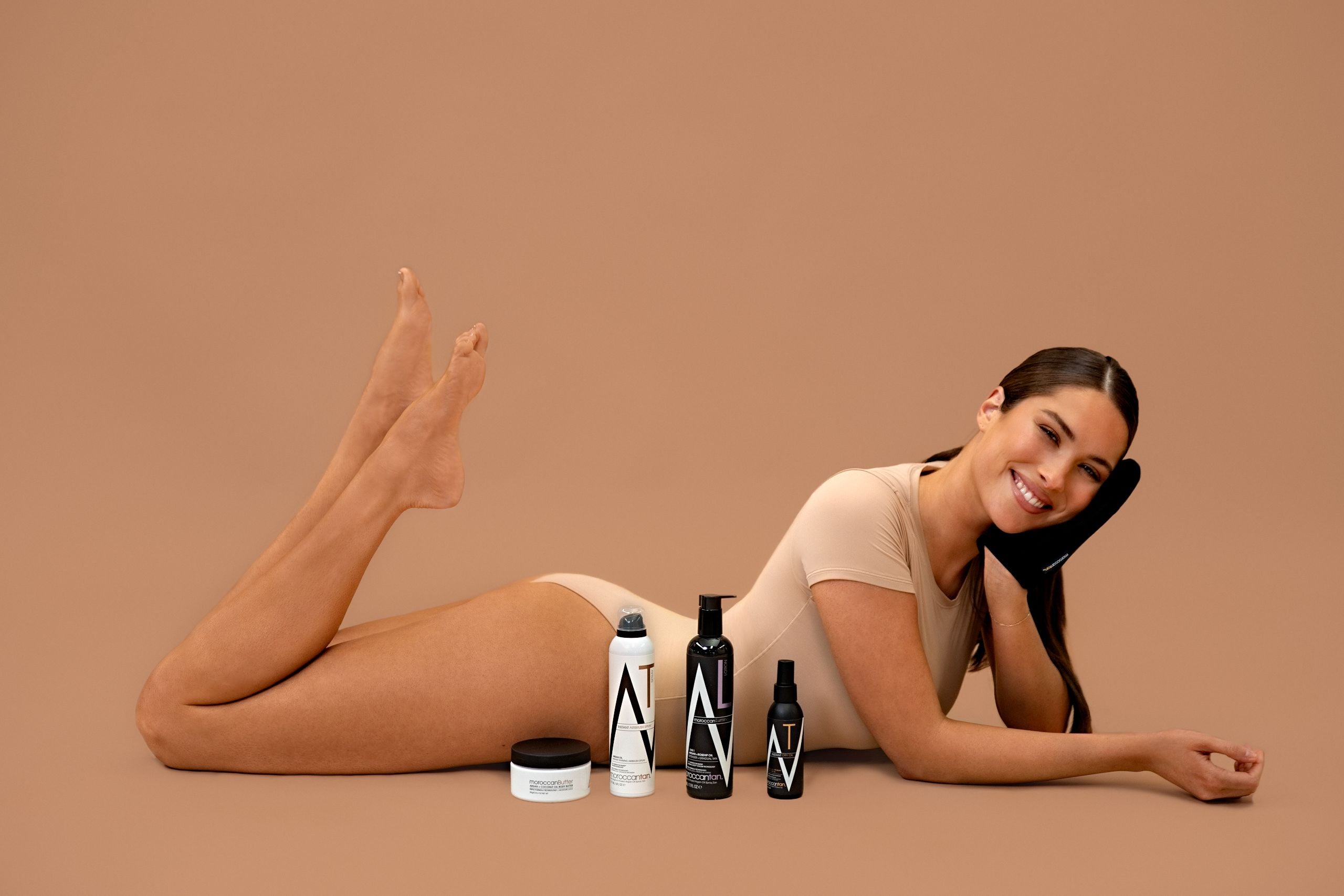 Spray Tan Guide for Beginners: How to Prep, Apply, and Maintain a Professional Tan