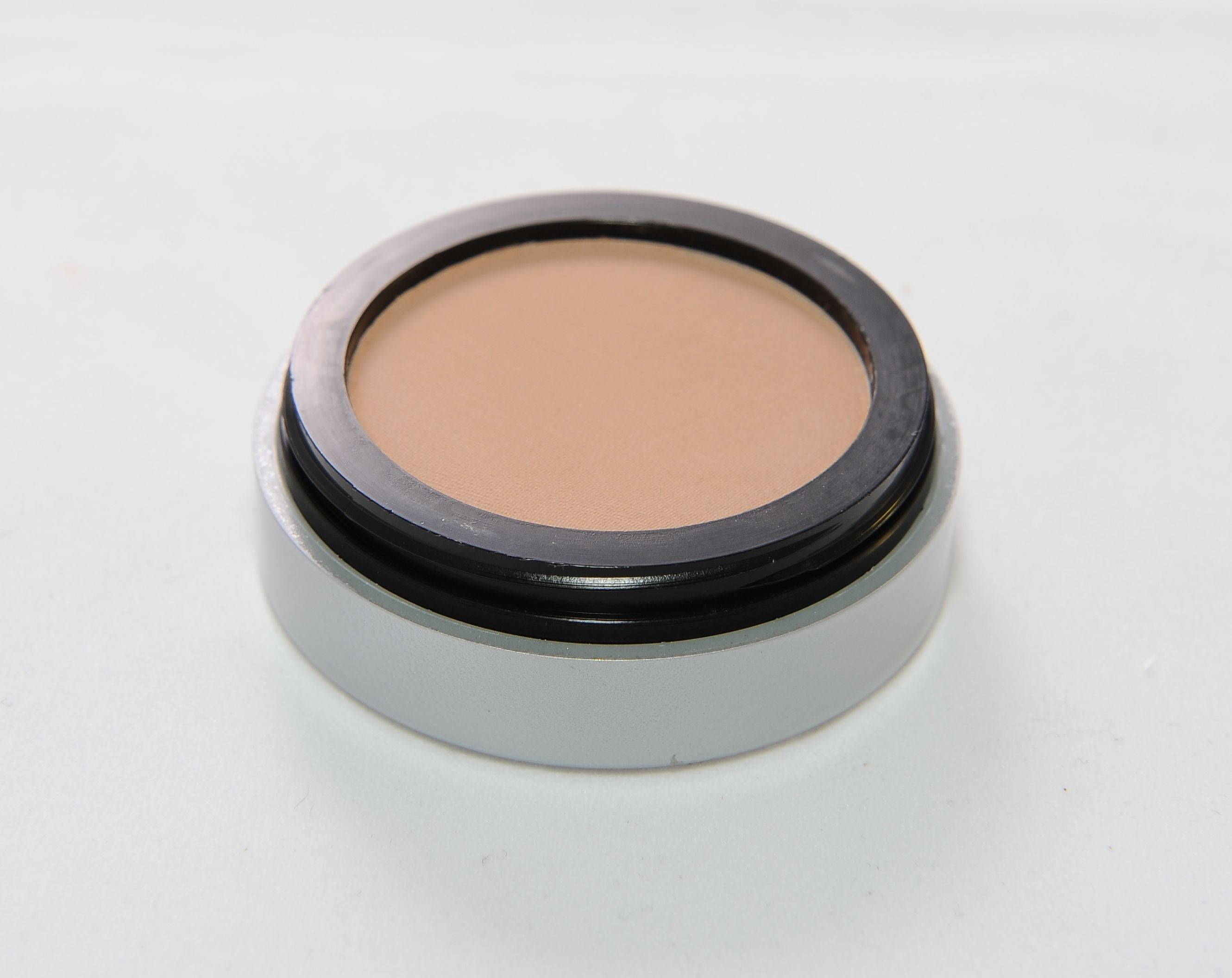 BODYOGRAPHY PEBBLE EYE SHADOW [DEL]